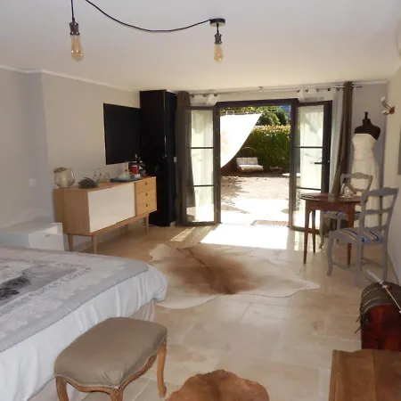La Secrète De La Tour Maison d'hôtes *
