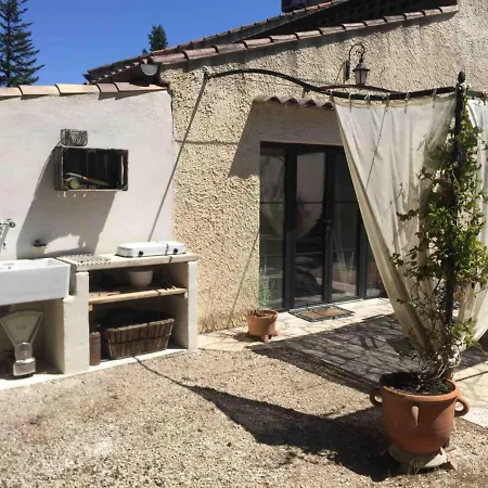 La Secrète De La Tour Maison d'hôtes Orgon